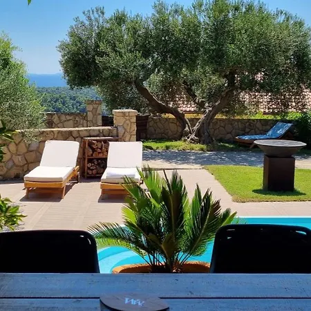 بيت للعطل Rapkinja راب