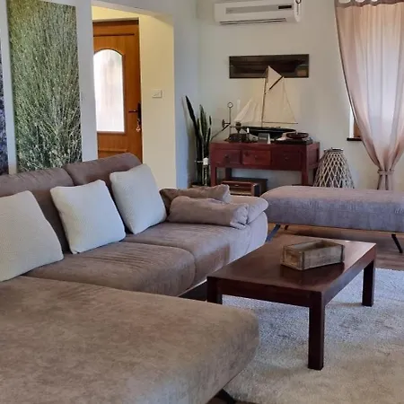 Rapkinja Дом отдыха Раб