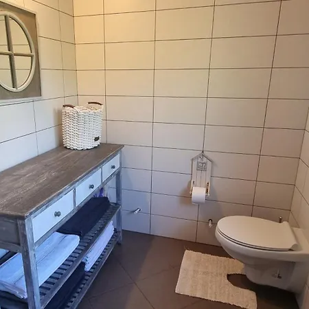 بيت للعطل Rapkinja راب