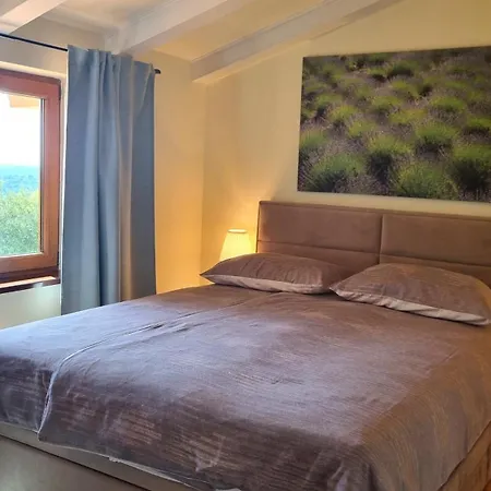 بيت للعطل Rapkinja راب