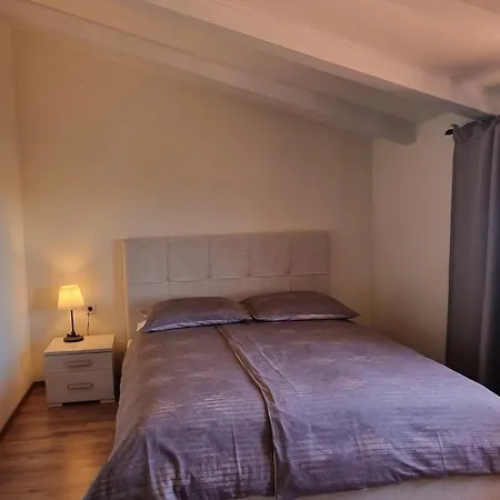 بيت للعطل Rapkinja